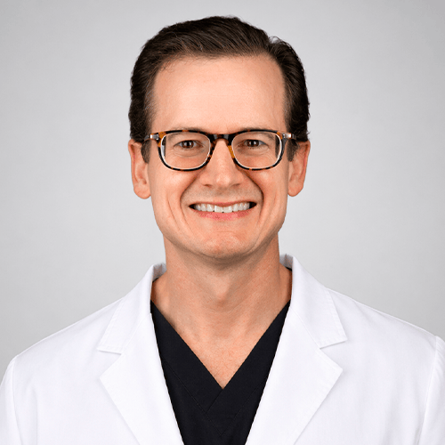 Dr. Esteban Marten